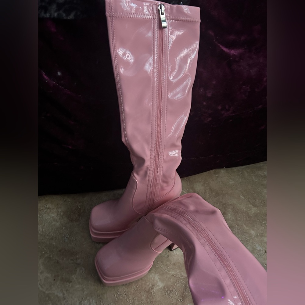 WetKiss chunky heal knee high boots 8.5